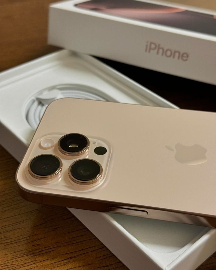 yazidcm's tweet photo. iPhone 16 Pro Max — l’excellence poussée à son sommet.
Design raffiné, puce A18 Pro, photo digne d’un pro, et une autonomie qui suit votre rythme.
Plus qu’un smartphone, une expérience.
#iPhone16ProMax #Apple #Innovation https://t.co/0uqvDXiXpX