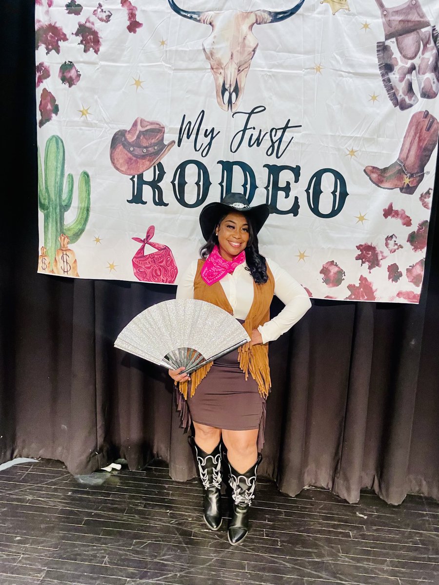 Evans72115's tweet photo. Stepping into success #Test ready Pm 3 parent informational https://t.co/rO90KhrTvP
