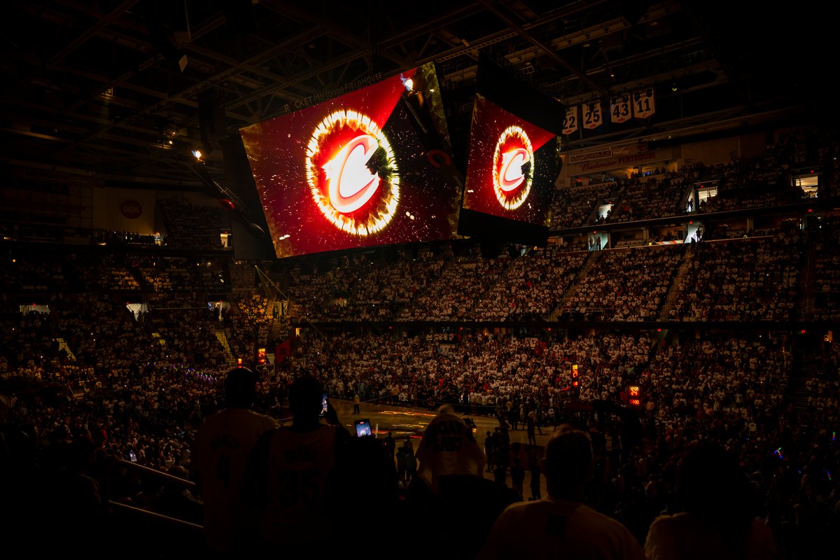 CuyahogaCounty's tweet photo. LET 'EM KNOW!! The @cavs playoff run begins tonight. We are ALL IN. #LetEmKnow #LetEmMeow @NBA #NBAPlayoffs https://t.co/OEPziL45VH
