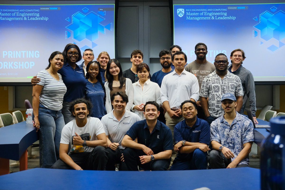 RCELConnect's tweet image. Amazing MEML workshop last night - students gained hands-on experience in 3D printing with MEML Professor Edgar Avalos Guana. #whyMEML