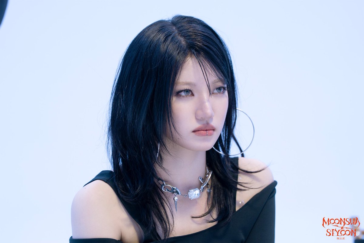 formybilllie's tweet photo. 'SNAP' M/V Behind Photos
– SIYOON

#Billlie #빌리 #MxY #SNAP #시윤 https://t.co/ZYHQgqkB4q