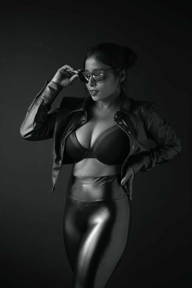 NikitaGordijn90's tweet photo. ✨ Sharing some fierce new fashion frames from my recent shoot in Germany — captured with depth and style by the brilliant @fadingsun32

These images speak of movement, mood, and the art of presenceif you’re ready to create bold, story-rich visuals, my calendar is open. https://t.co/8gTbFx5axx