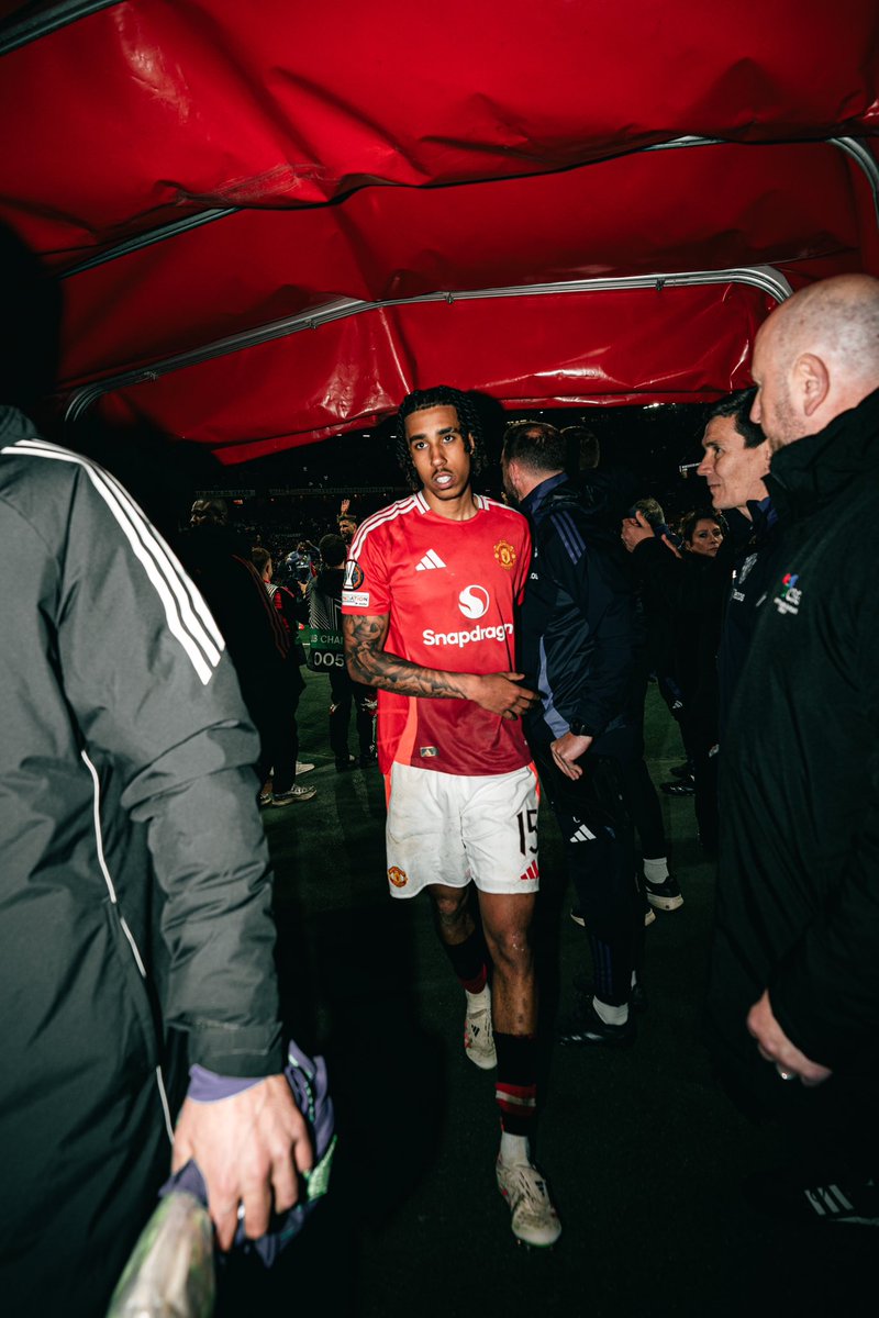 leny_yoro's tweet image. They call it the Theatre of Dreams for a reason. 
A night to remember 💭
@ManUtd ❤️

#GodDid