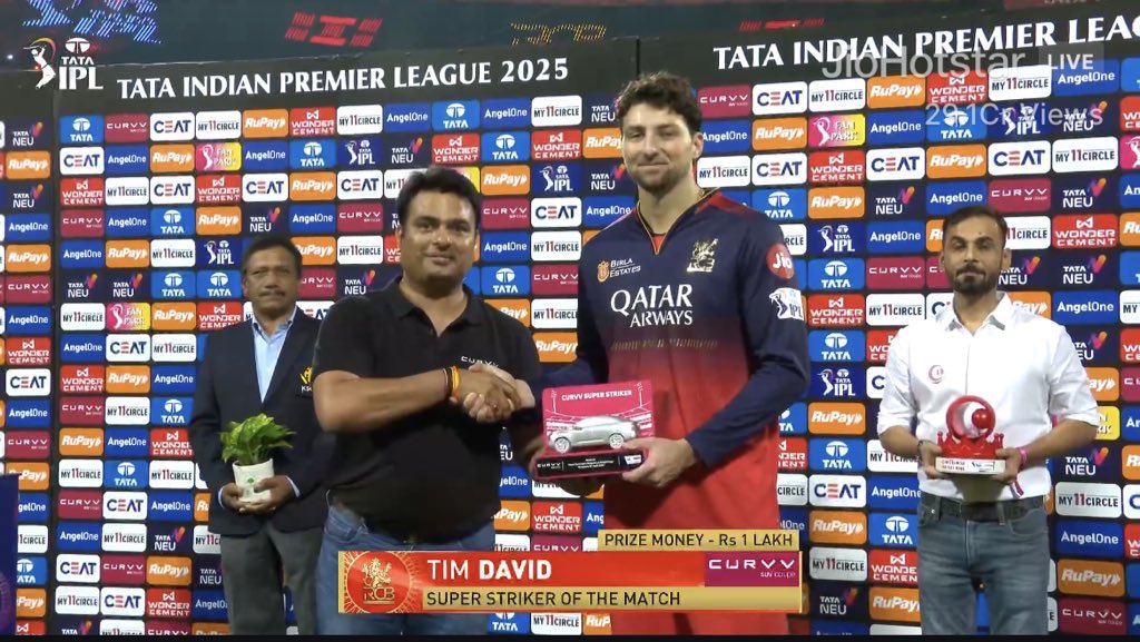 ImTanujSingh's tweet image. - Won Player of the Match Award.
- Most Sixes of the Match Award.
- Most Fours of the Match Award.
- Super Striker of the Match Award.
- Fantasy King of the Match Award.

TIM DAVID WON 5 AWARDS vs PBKS. 🥶🫡