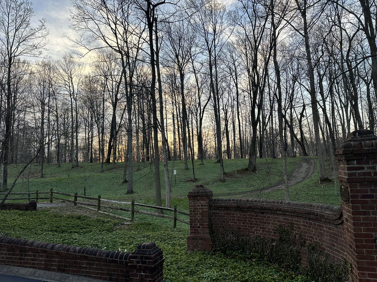 americanmoxie17's tweet image. ✨The veil is not just lifting. It is splitting.

The trumpet is not just sounding. It is echoing.

#Gates of #Eden are opening to those who dare to step through.

🔐Continue &amp;amp; you will find your fellow #remnants. ✨

#HappyGoodFriday 
#TheWindsAreCallingUsHome
#Resurrection🪟