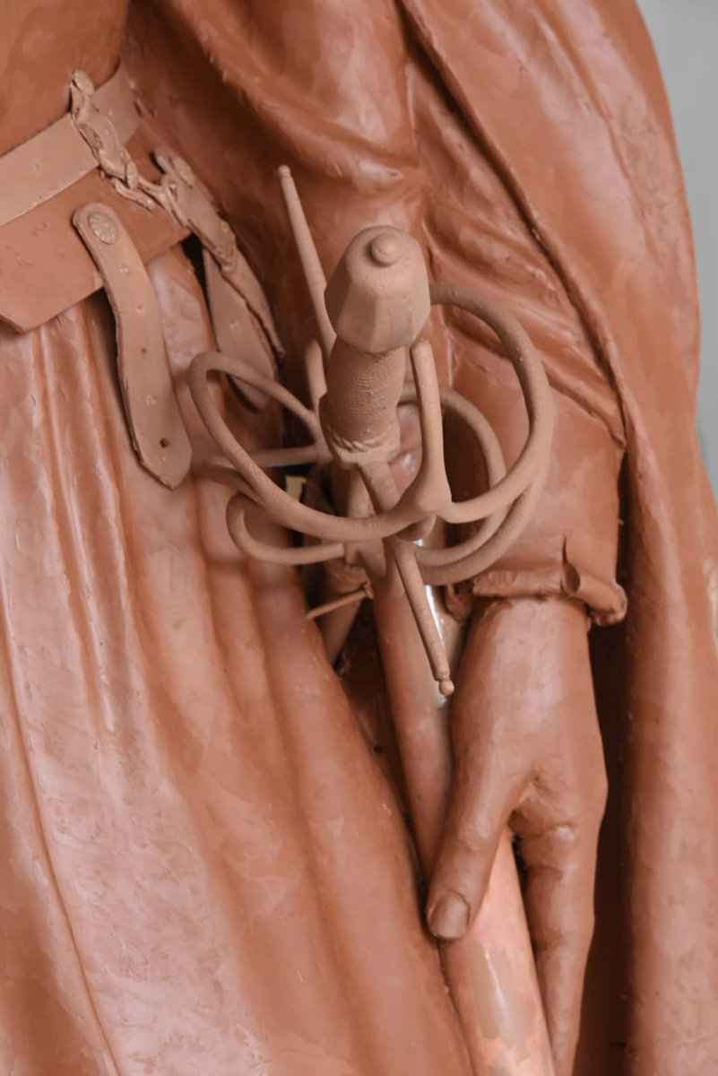 Ampliando, ¡que es gerundio!

Tremendo <a href="/SalvadorAmayaEs/">Salvador Amaya</a>.
👇🏻