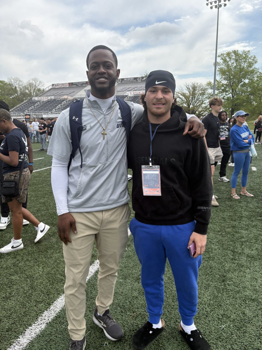 Had an amazing visit <a href="/utmartin/">UT Martin</a> and had a great conversation with <a href="/JCraig_2/">JaVaughn Craig</a> can’t wait to come back!