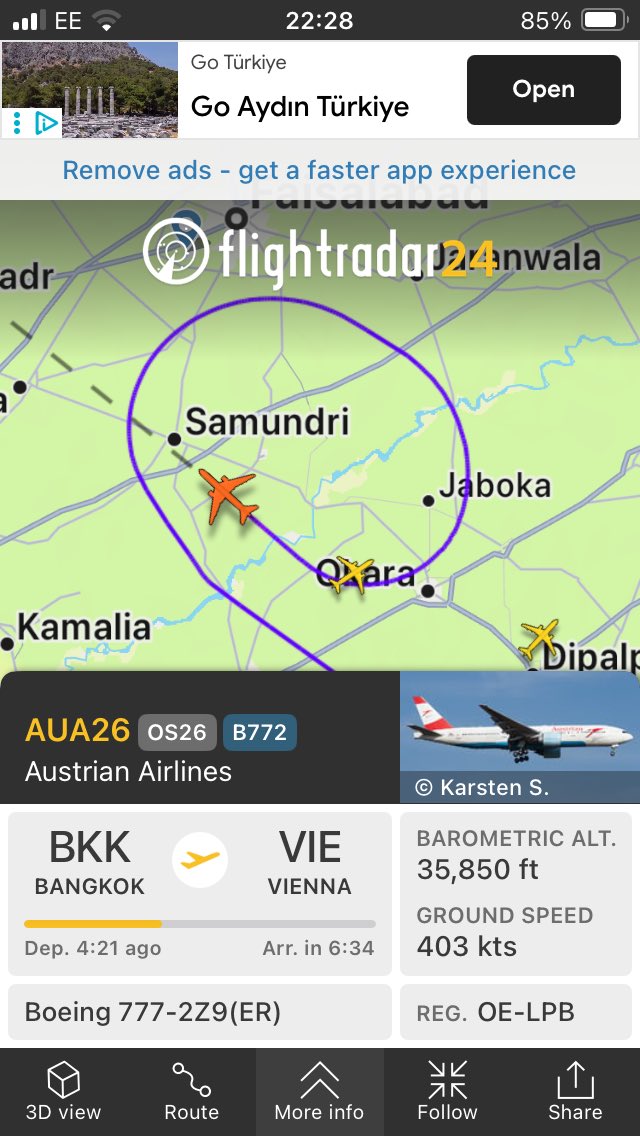 Any aviators out there who can explain why this flight en route to Vienna from Bangkok performed this loop over Pakistan last night?  #airplane #aviation <a href="/flightradar24/">Flightradar24</a>