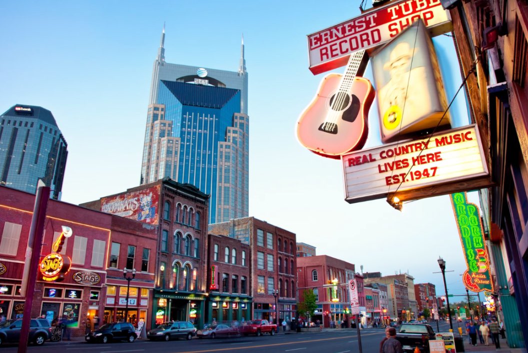 tulsaremote (@tulsaremote) on Twitter photo ✈️ ICYMI: You can now fly directly from Tulsa to Nashville—any day of the week!
As of April 8, thanks to @tulsaairports and <a href="/SouthwestAir/">Southwest Airlines</a>, two iconic music cities are now just one flight apart.
Learn more & book your next flight at flytulsa.com/news/southwest… ✈️ ICYMI: You can now fly directly from Tulsa to Nashville—any day of the week!
As of April 8, thanks to @tulsaairports and <a href="/SouthwestAir/">Southwest Airlines</a>, two iconic music cities are now just one flight apart.
Learn more & book your next flight at flytulsa.com/news/southwest…