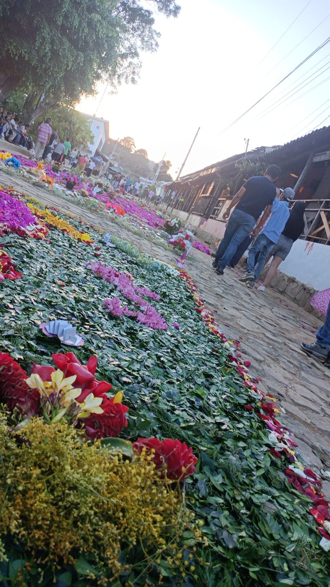 VisitAtaco's tweet image. Ataco te espera en esta Semana Santa! Acompáñanos en las festividades.