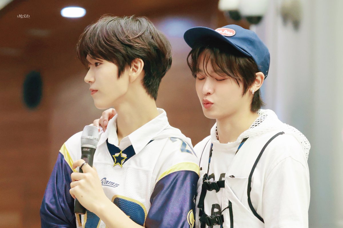 Cherries_2128's tweet photo. 250419 음중 미팬

👥

#리쿠 #재희 #댕쿨 #재리
#RIKU #JAEHEE #JAERI
#リク #ジェヒ #ジェリ
#NCTWISH https://t.co/SDnMNNHGvX