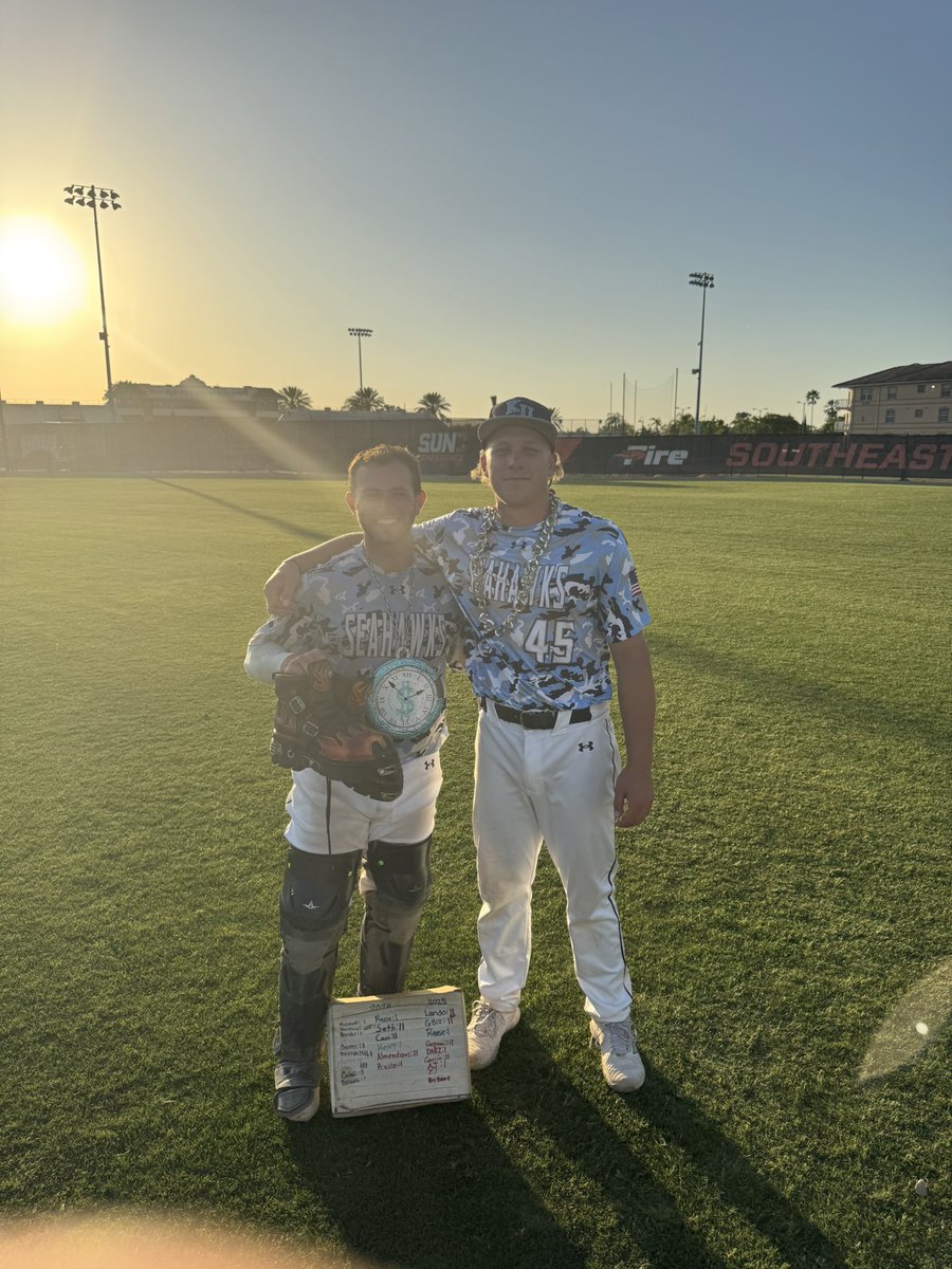 KeiserBaseball's tweet photo. Good W today. 🥾🔥⛓️Hustle boots AND hitters chain to Dylan Symonds unbelievable day both at AND behind the plate! ⛓️Shocker another pitchers chain to Kyle Keyes! #DefendTheBeach🏝️ https://t.co/sb3uc4IuJM