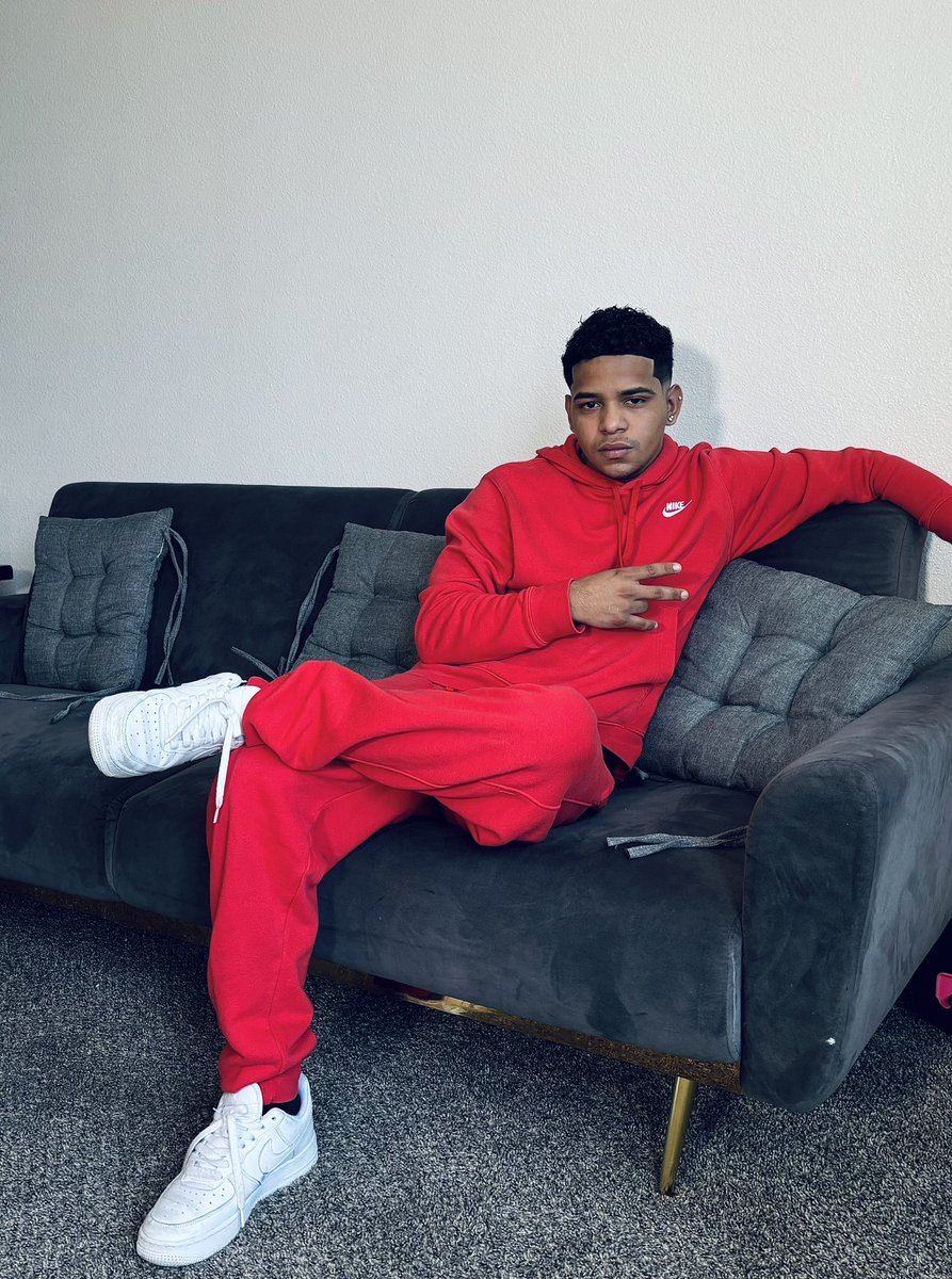 omssovtt's tweet image. #latino #dl 👹