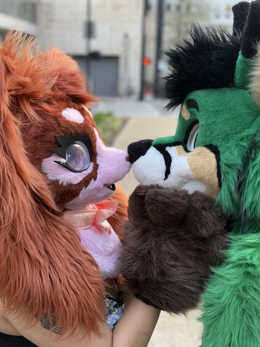 RAZZ 🔜 MFF tweet media