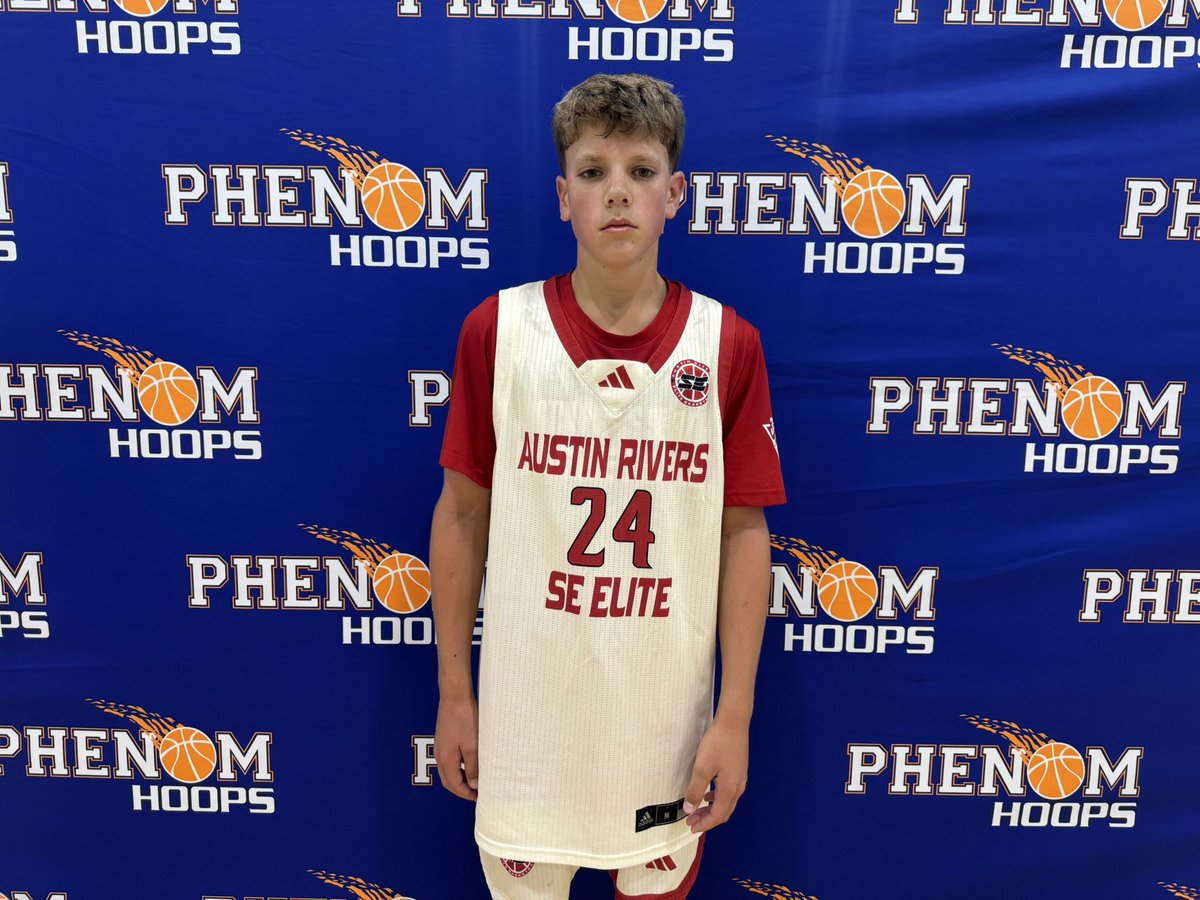 5’5 2029 Corban Copeland does a great job of running the show for Austin Rivers SE Elite. High IQ floor general who gets others involved. Quick, crafty playmaker. Plays at his own pace. Makes the right play. <a href="/SE_Elite_3SSB/">Austin Rivers SE Elite 🏀</a> #PhenomCarolinaClash