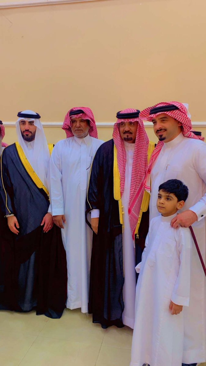msw5551's tweet photo. زواج ابن العم احمد زكريا السليم الله يبارك له ويتتمله على خير ان شاء الله https://t.co/uNnjv3NHvS