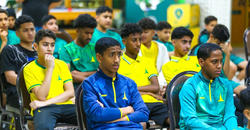 Khaleejclub's tweet photo. #المسؤولية_الاجتماعية_بنادي_الخليج تنظم لقاء مع وفد بريطاني ضمن برنامج "دعم وتمكين" .. لمواصلة تطوير منسوبي النادي والمجتمع وخدمة مسؤولية النادي الاستراتيجية🔰