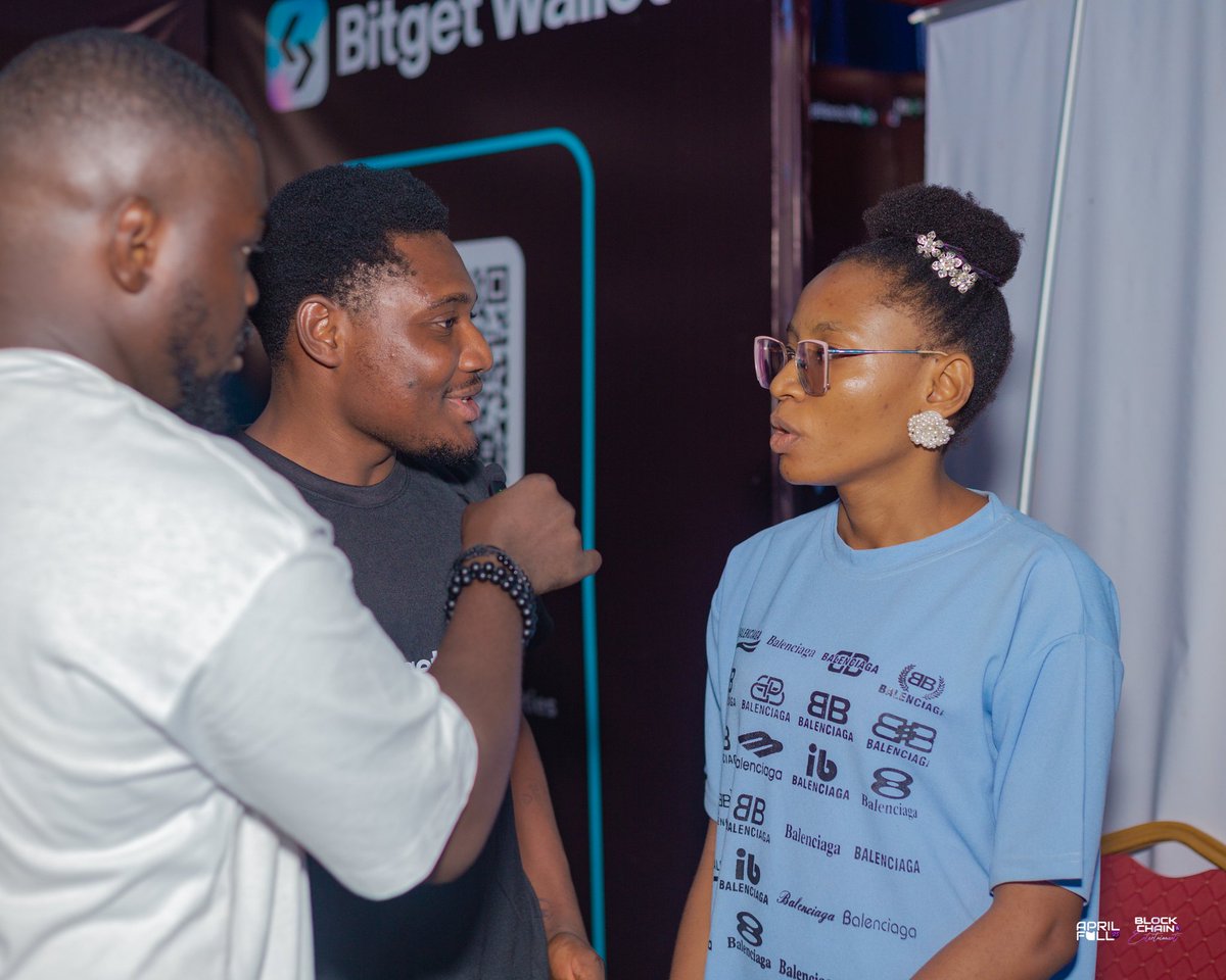 Awele_sofine's tweet photo. Still on the #AprilFull Show held at Asaba for #BET25. I had the opportunity to interact with @BitgetAfrica Regional manager @cryptogodwin. He answered my questions on how to navigate @BitgetWallet for seamless transactions. It was a great interaction. Looking forward to more!!! https://t.co/JXlaeu5xyU