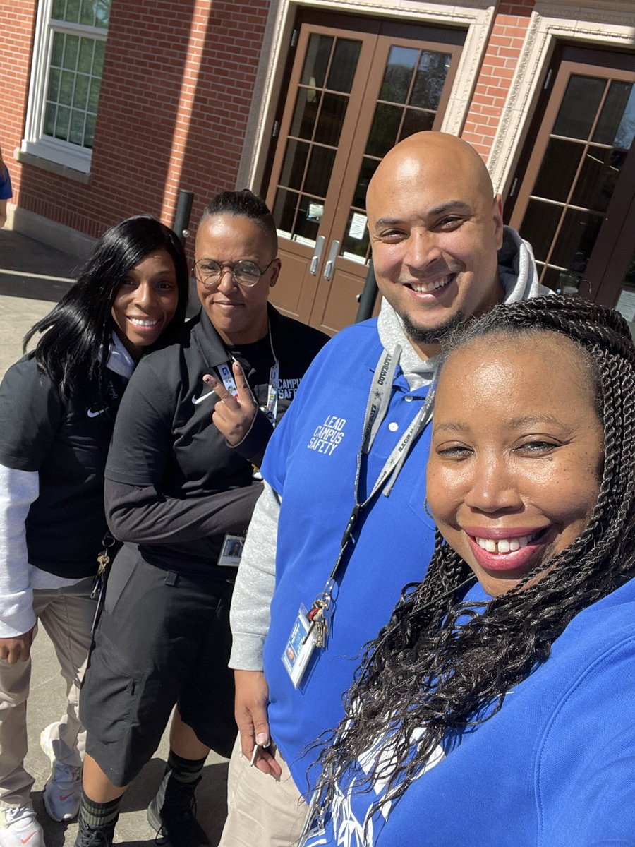 Spent the morning visiting Campus Safety Agents at four sites <a href="/PPSConnect/">Portland Public Schools</a> and the work they do is 🔥🙌🏾. Lead on!