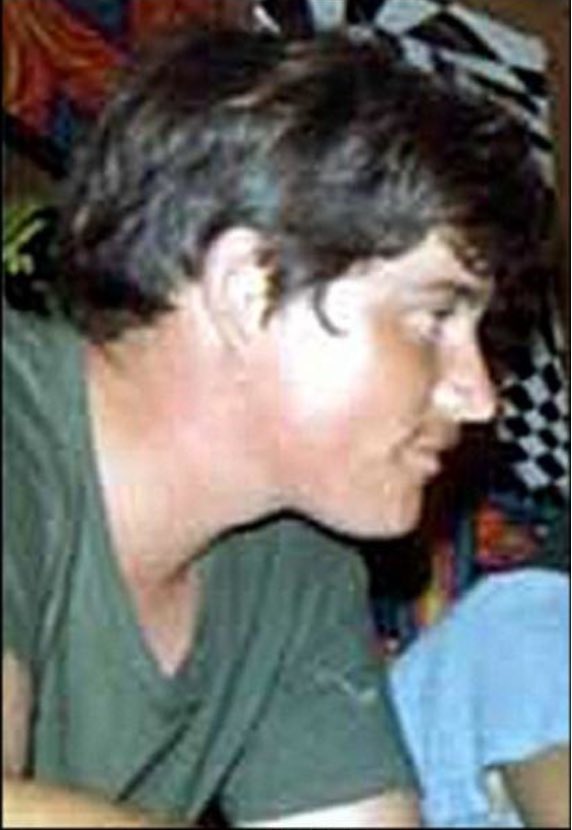 44MagnumBlue1's tweet photo. U.S. Army Private First Class Tommy Joe Becker was killed in a helicopter crash on April 18, 1972 in Phu Yen Province, South Vietnam. Tommy was 18 years old and from Madison Heights, Michigan. 60th AHC, 10th Aviation BN. Remember Tommy today. He is an American Hero.🇺🇸🎖️ https://t.co/tvggTJOiaH