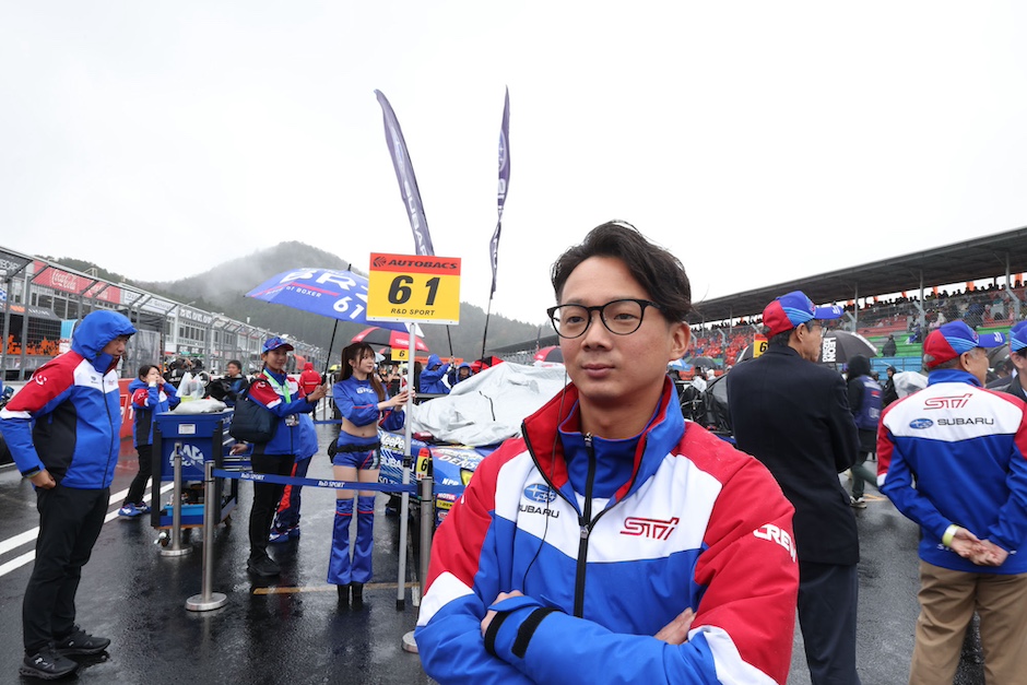 ◤SUPER GT BACKSTAGE COLMN Vol.1◢
本年もリザーブドライバーに登録された奥本隼士に話を聞きました。
「チャンスを活かして勝負の年にしたい」
subaru-msm.com/2025/sgt/colum…