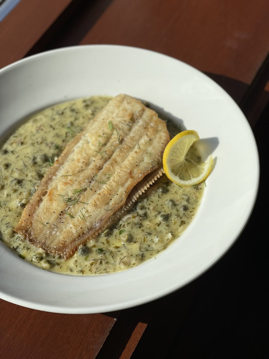 KDlp07's tweet photo. Dover Sole with a lemon, dill and caper veloute, special I created for Good Friday today. https://t.co/w2l2rJu2HZ