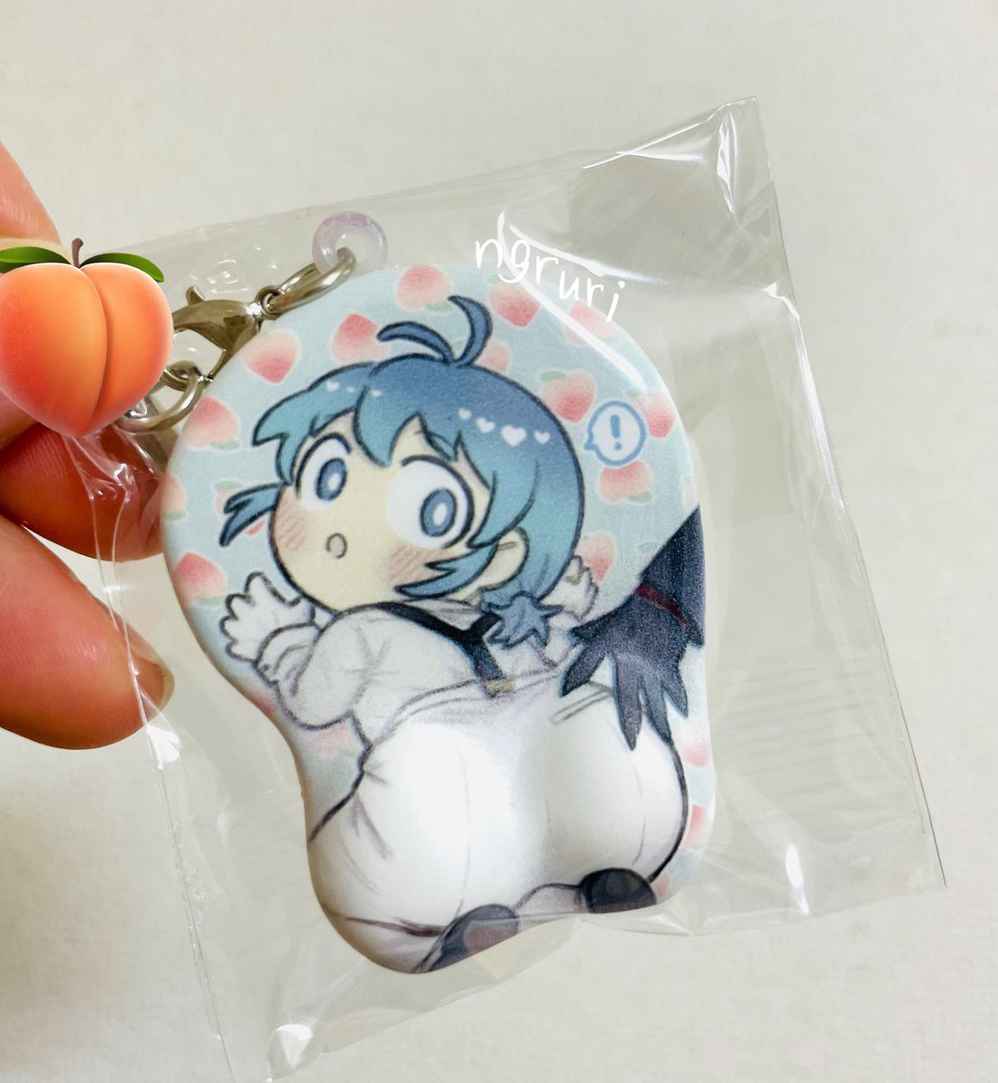 「ケツの実マウスパッドキーホルダー完成しました(オペイル)7月の守ポカに持っていき」|うりのイラスト