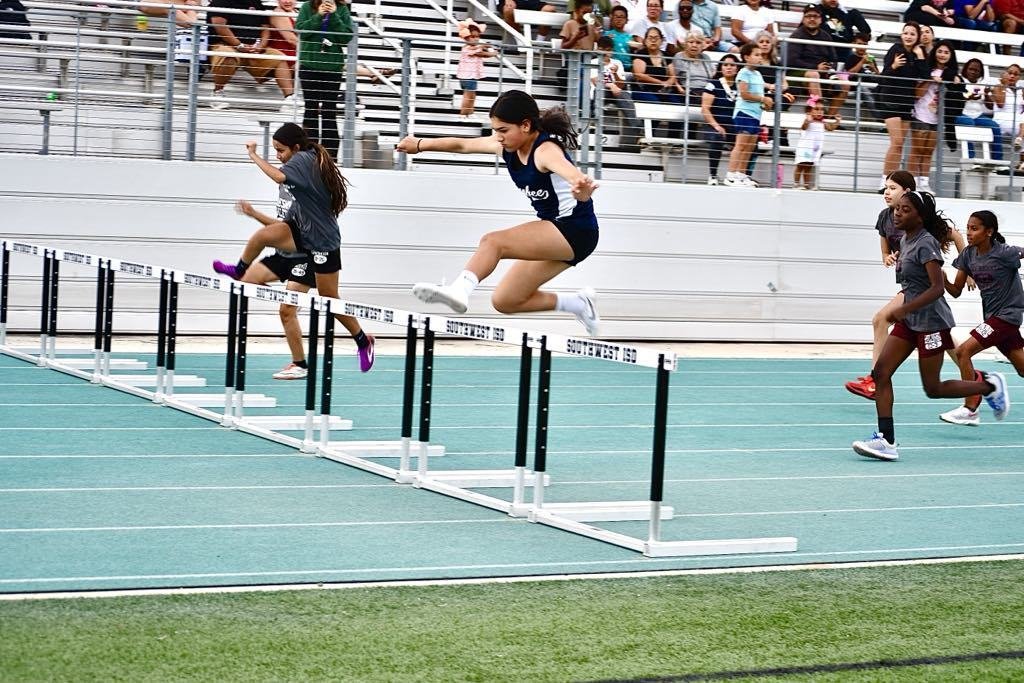 swisd_sco's tweet photo. Track season has begun, and what an incredible start! Our Tigers showed what passion, perseverance, and teamwork really look like with every lap, every jump, every throwπ Way to go, TigersππΎ
#ItsATigerThing
#RootEdScobeeMS #swisdexperience https://t.co/vKA4W4Is10