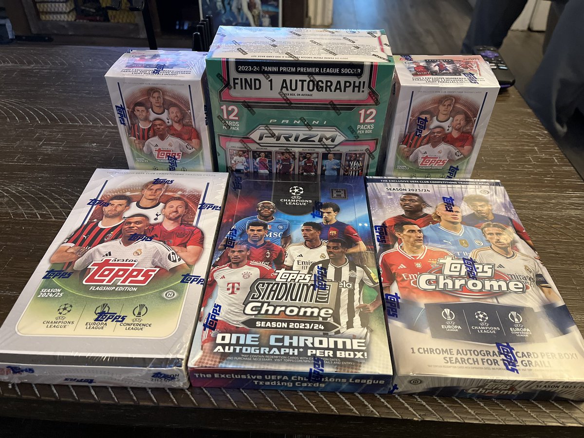 I pray for my EA FC pack luck to transfer to real packs🙏