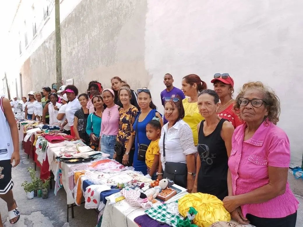 La Educación Especial de Santiago de Cuba presente en la Feria del Tivoli.
La Escuela Especial Amistad Cuba Vietnam representada.
Muchas felicidades para todos.
#SiempreSantiago
#DpeSantiago
#MINED
#CTC2025