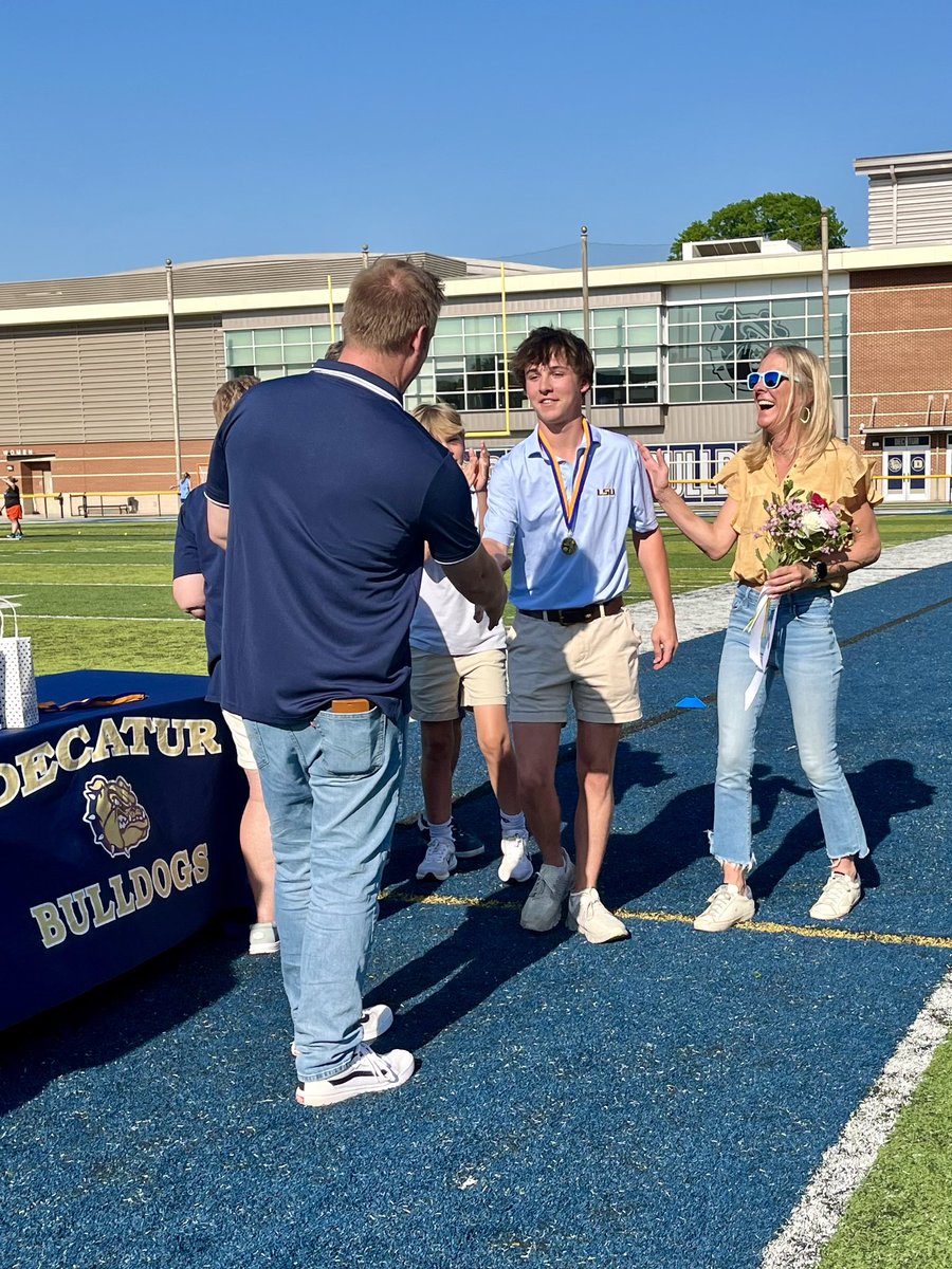 DecaturBulldogs's tweet image. Tonight we honor our senior golfers! From early tee times to steady leadership, this group has brought focus, heart, and class to the course.

Thank you for your commitment to the team and for representing Decatur with pride. Wishing you all fairways and success ahead!