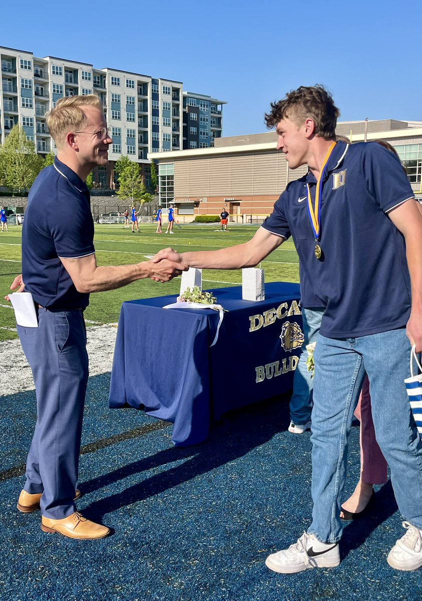 DecaturBulldogs's tweet image. Tonight we honor our senior golfers! From early tee times to steady leadership, this group has brought focus, heart, and class to the course.

Thank you for your commitment to the team and for representing Decatur with pride. Wishing you all fairways and success ahead!