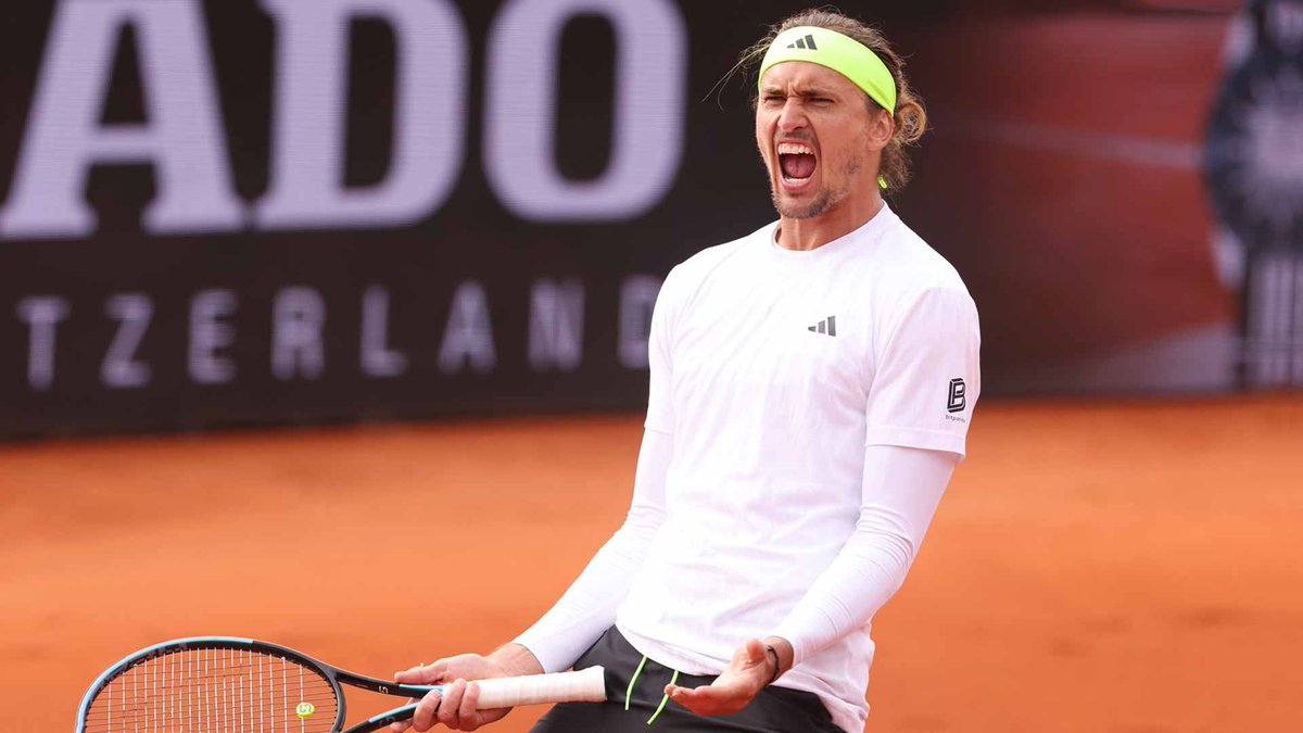 TheSensky's tweet photo. "An extremely important win for me. For me mentally, but also for me in general" 👇
Zverev after a thriller with Griekspoor (excerpt).
He will face Fabian Marozsan in SF. ❤️🔥
I invite you to a brief but informative discussion of this clash! 🔮
#MunichOpen #BMWOpen #Tennis #ATP https://t.co/q7jsLro280