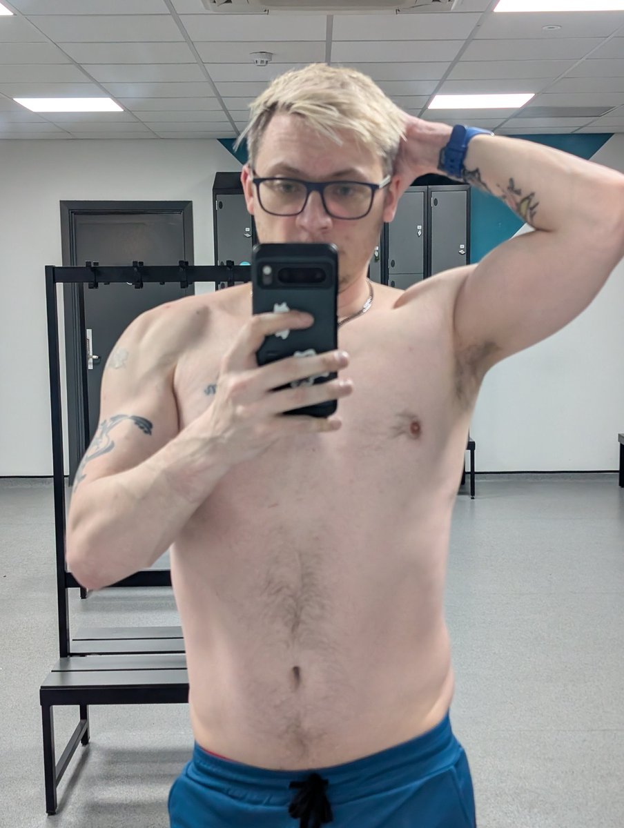 S1lentKhaos's tweet photo. Back in the gym, under a new programme with a PT that is kicking my ass. Cannot wait to see where he gets me!
#PersonalTraining #Fitness #PT #GymJim https://t.co/gX6n2QkKCg