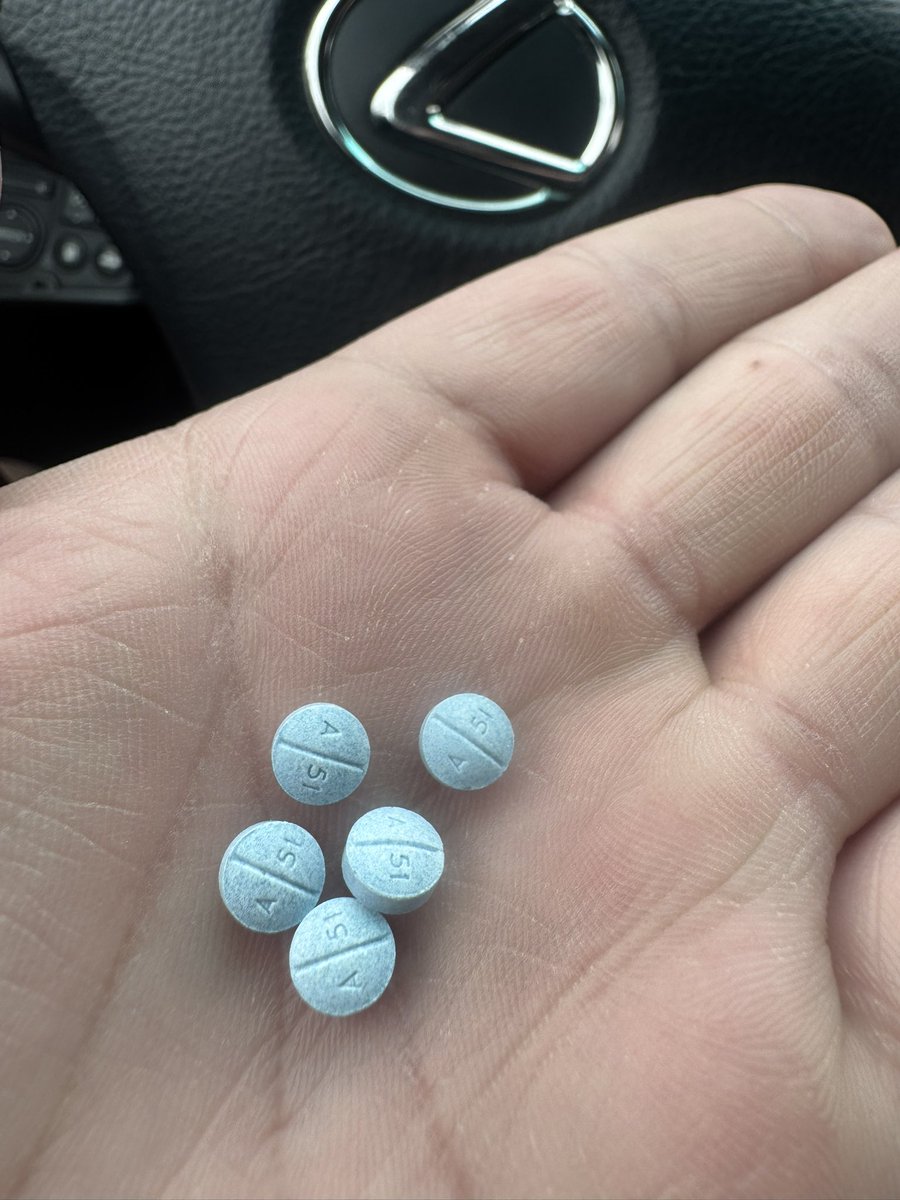 alex_killemmm's tweet photo. 👽👽👽🛸🛸 https://t.co/cLxiJNmf8Y