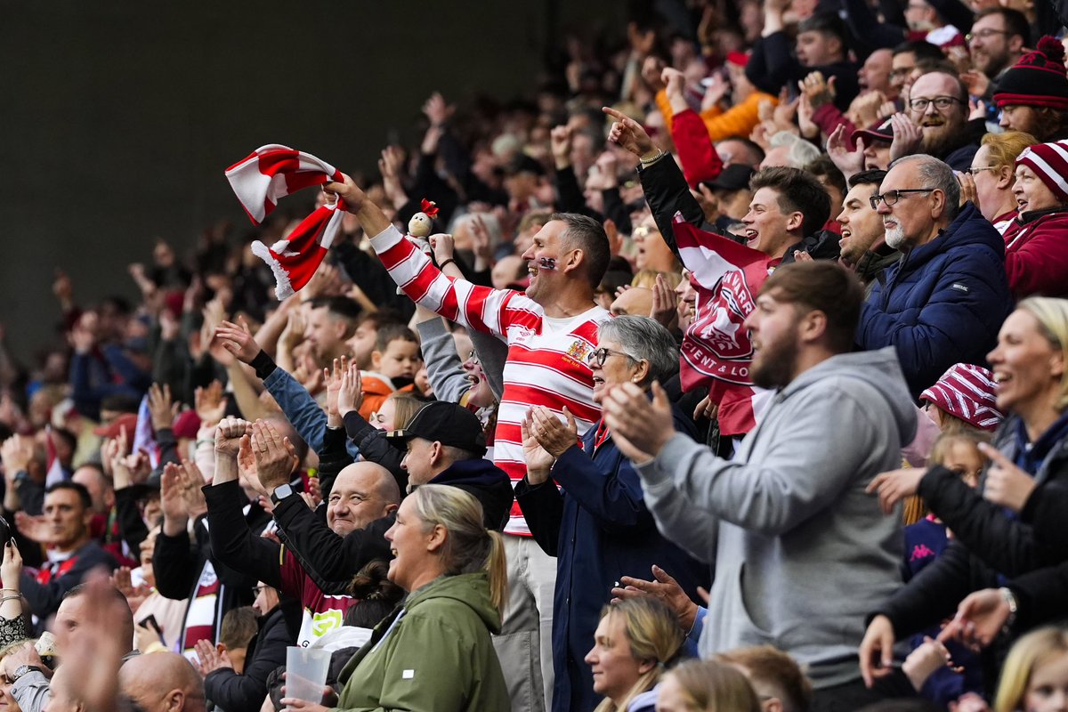 OllyHassellPics's tweet photo. 📸📸📸
Wigan Warriors vs St Helens 🏉
Good Friday Derby 🏉

#superleague #wiganwarriors #wwrl https://t.co/g7DswVWLdM