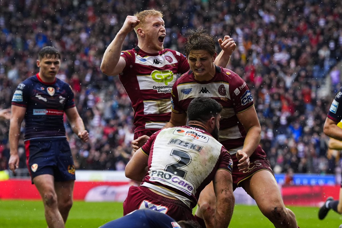 OllyHassellPics's tweet photo. 📸📸📸
Wigan Warriors vs St Helens 🏉
Good Friday Derby 🏉

#superleague #wiganwarriors #wwrl https://t.co/g7DswVWLdM