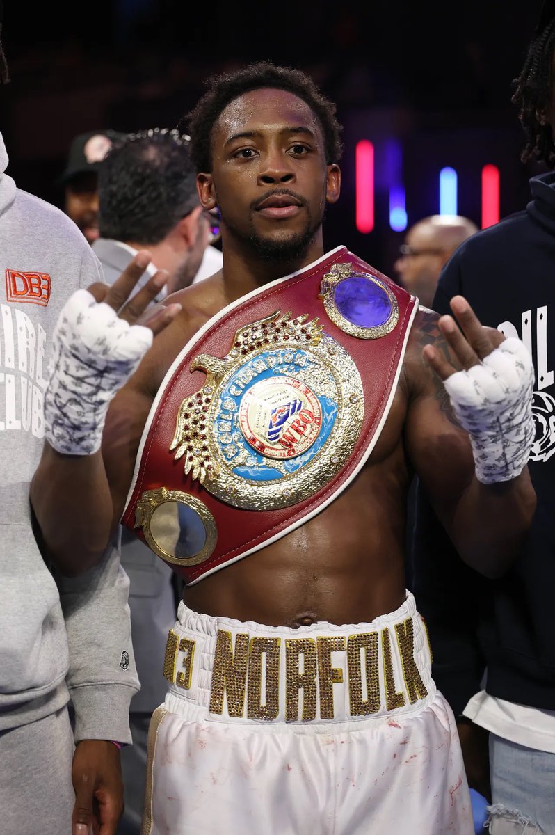 Brunch Boxing (@brunchboxing) on Twitter photo ‼️
🗣️ Keyshawn Davis to Edwin De Los Santos:
“You see how we get down out here. You’re in for a ride. I hope you’re ready. So get ready.”
#BrunchBoxing
<a href="/KeyshawnDavis8/">Keyshawn Davis</a>
<a href="/edwin_los/">Edwin de los santos</a> ‼️
🗣️ Keyshawn Davis to Edwin De Los Santos:
“You see how we get down out here. You’re in for a ride. I hope you’re ready. So get ready.”
#BrunchBoxing
<a href="/KeyshawnDavis8/">Keyshawn Davis</a>
<a href="/edwin_los/">Edwin de los santos</a>