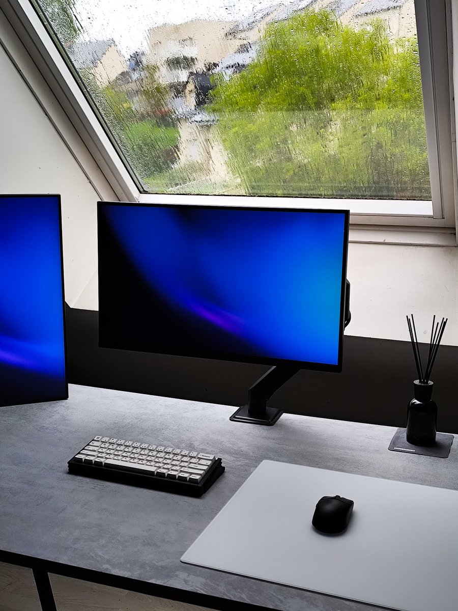 雨は雇われた俳優です。The rain is a paid actor 🧼