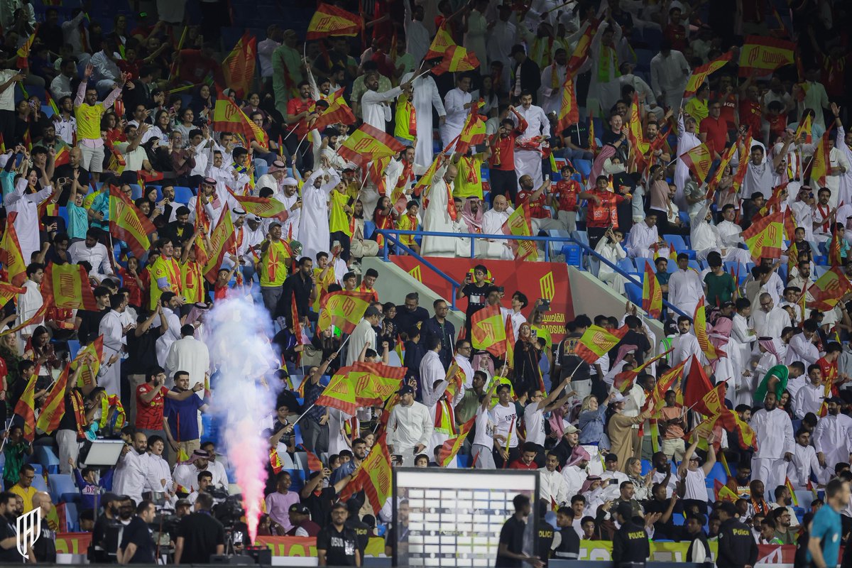 في "الخُبـر" .. جمهورنا كان العنـوان 🤩❤️ 

#القادسية_النصر⁩ | ⁧#دوري_روشن_السعودي