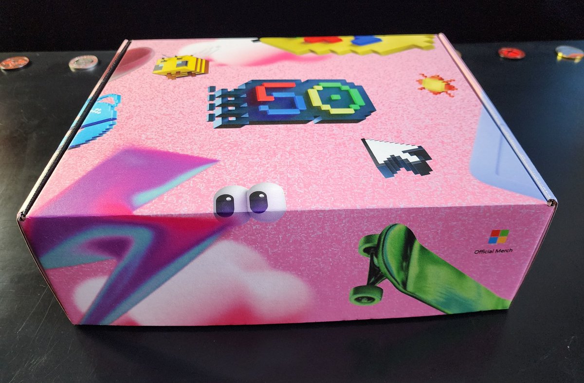 Colteastwood's tweet image. Thank you so much Microsoft for the #gift celebrating 50 years of Windows, Gaming &amp;amp; more! Love the pins, hoodie and patches!
#Microsoft50