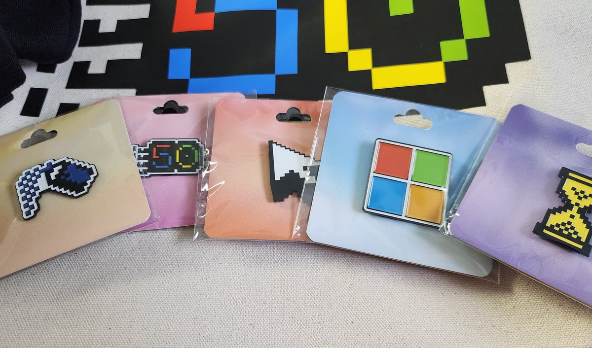 Colteastwood's tweet image. Thank you so much Microsoft for the #gift celebrating 50 years of Windows, Gaming &amp;amp; more! Love the pins, hoodie and patches!
#Microsoft50