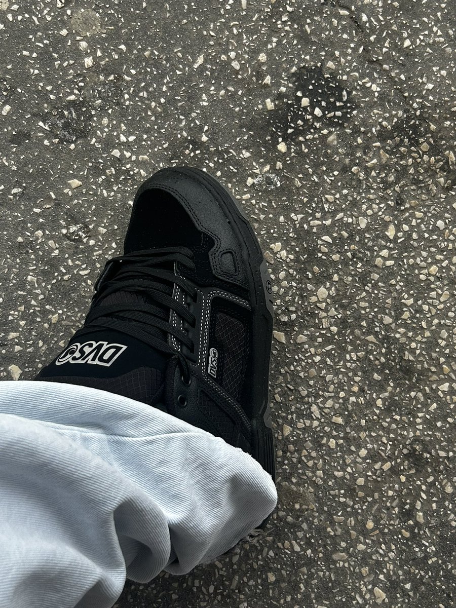 Im back! 
New shoes btw!