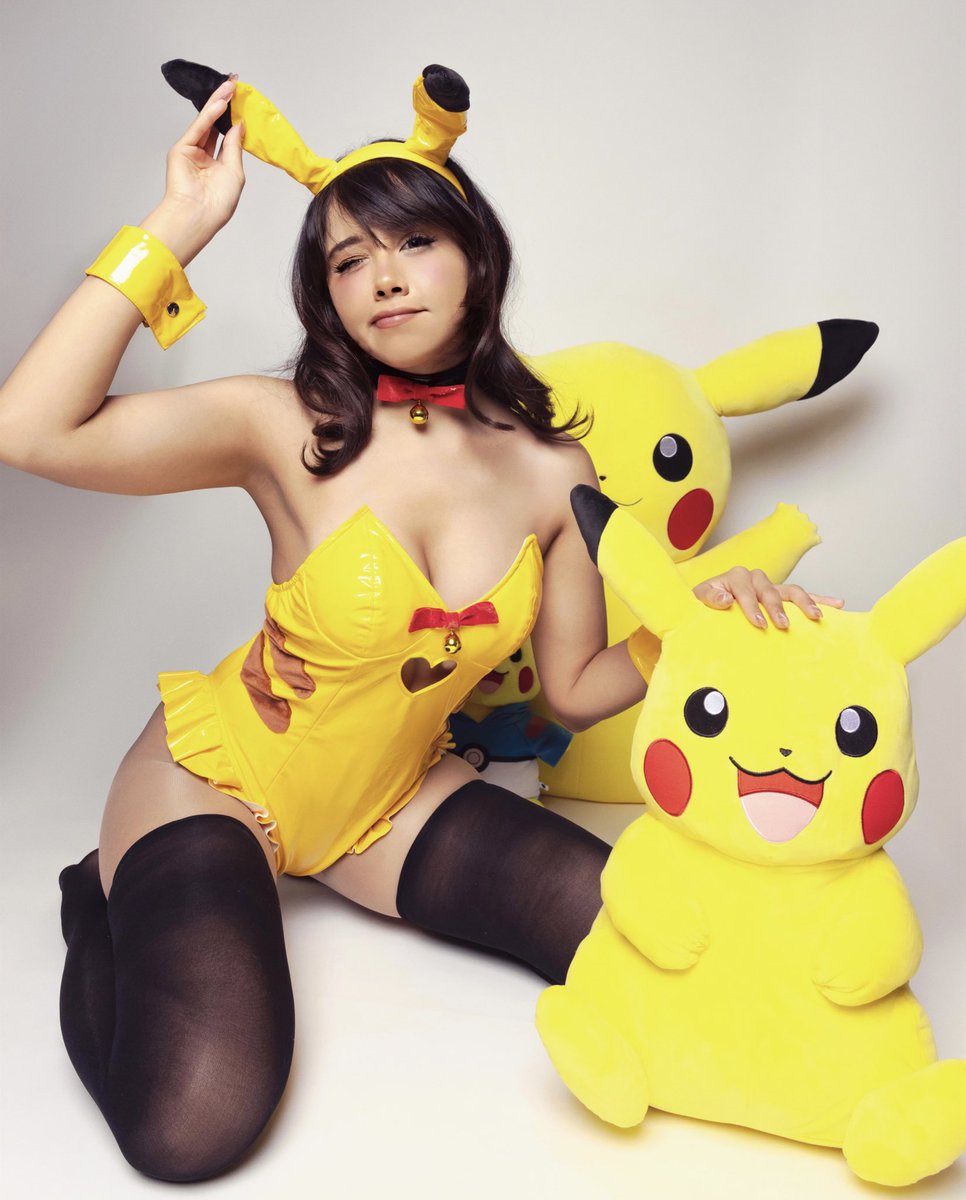 neekolul's tweet photo. Pika Pika 💛🐰🥕 https://t.co/nvLuM6SA1g