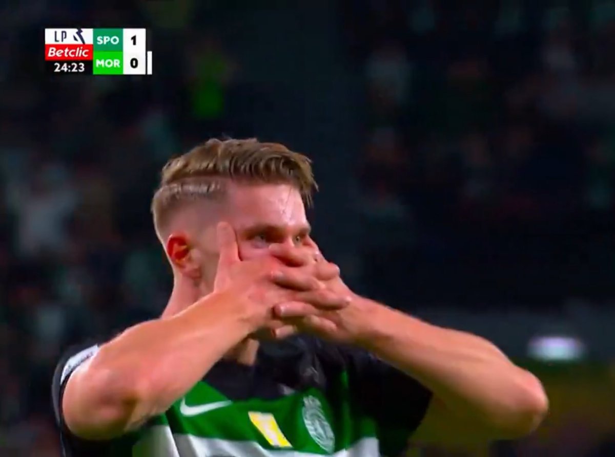 Sporting_CPAdep's tweet photo. É um orgulho termos um jogador deste calibre. https://t.co/ep8BTBHMdu