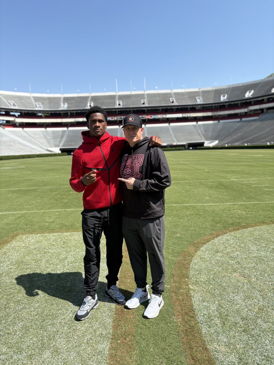 4★Tyren "Ty"Wortham (@official_tyren2) on Twitter photo I had a great time at Georgia, Can’t wait to get back! <a href="/GeorgiaFootball/">Georgia Football</a> <a href="/CoachColey/">James Coley</a> <a href="/CornierLuc/">Luc Cornier</a> #goDawgs🐶⚫️🔴 I had a great time at Georgia, Can’t wait to get back! <a href="/GeorgiaFootball/">Georgia Football</a> <a href="/CoachColey/">James Coley</a> <a href="/CornierLuc/">Luc Cornier</a> #goDawgs🐶⚫️🔴