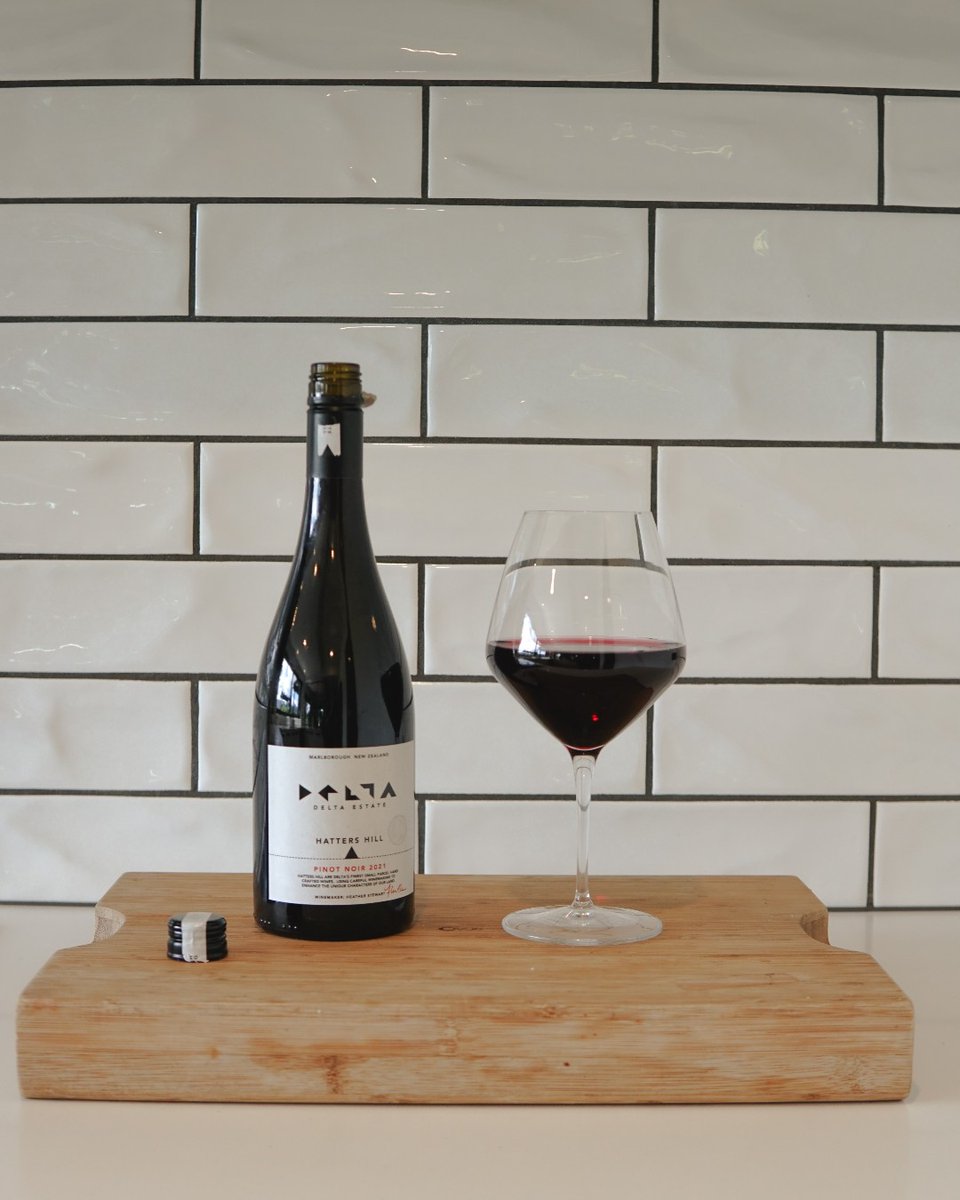 DeltaEstates's tweet image. What wine are you serving up with Easter dinner tomorrow night? 

We will be pouring a glass of our flagship Hatters Hill Pinot Noir 🍷 

#nzwine
