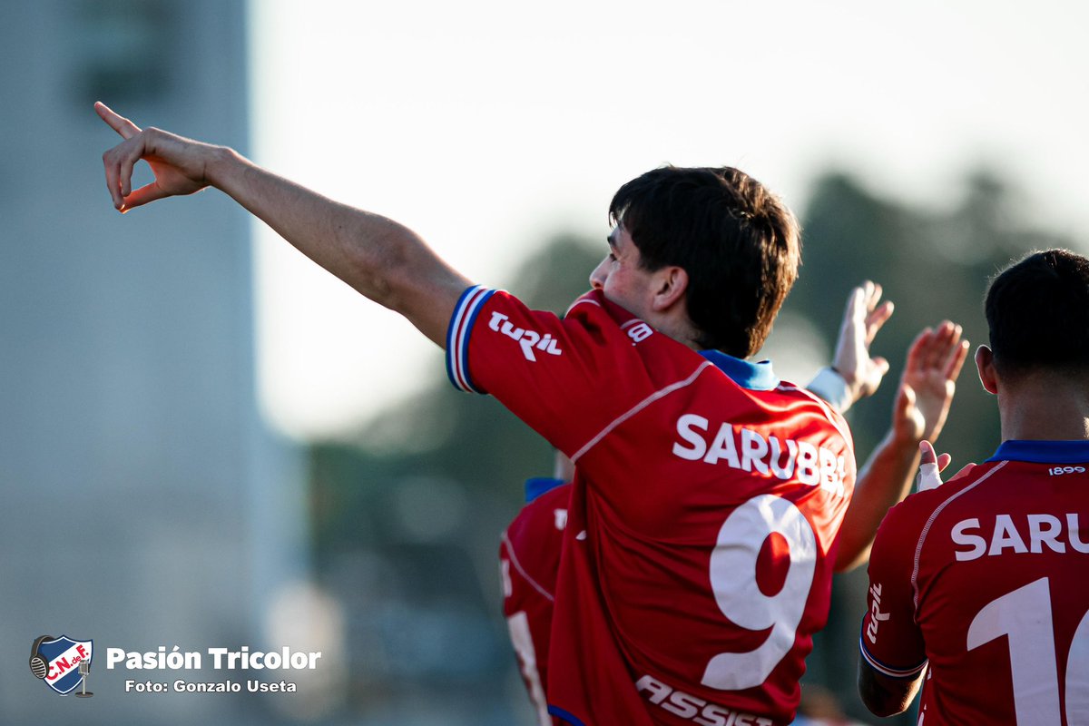 PasionTricolor1's tweet photo. Entró y a la red ⚽️ PETIT https://t.co/3gR983eeLP