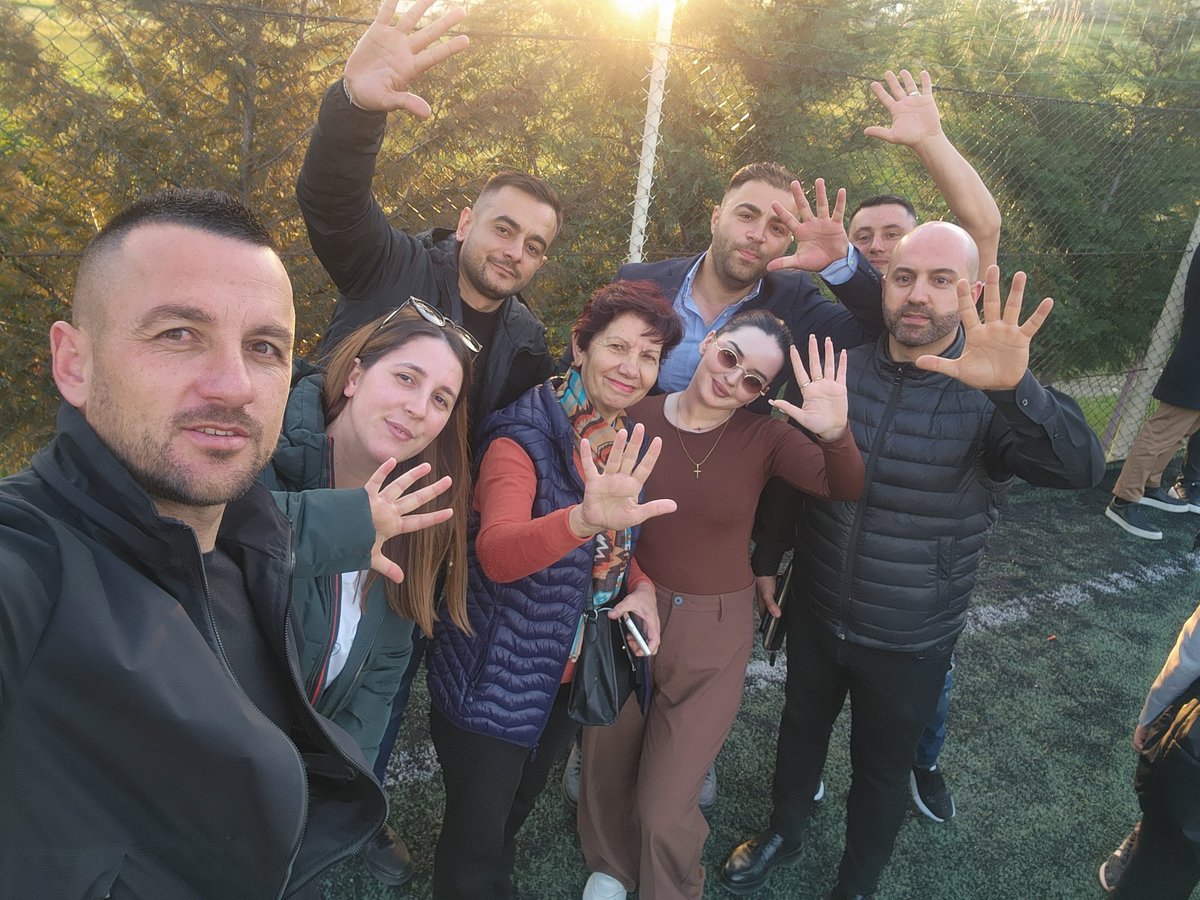 UedaKaci's tweet photo. KE6 , me ritëm dhe energji,  Njësia 6 voton nr. 5!  ✨️🖐🏻💜 https://t.co/1nTDwSlX1b