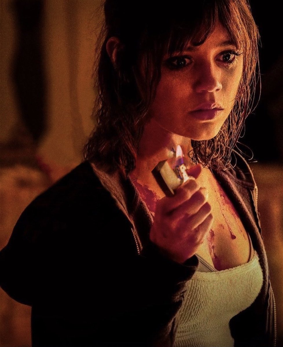 cairobow's tweet photo. if you see me being held hostage by this 5’1 pretty woman covered in blood, do NOT save me. i’m exactly where i need to be. https://t.co/fEuPfVfYa7